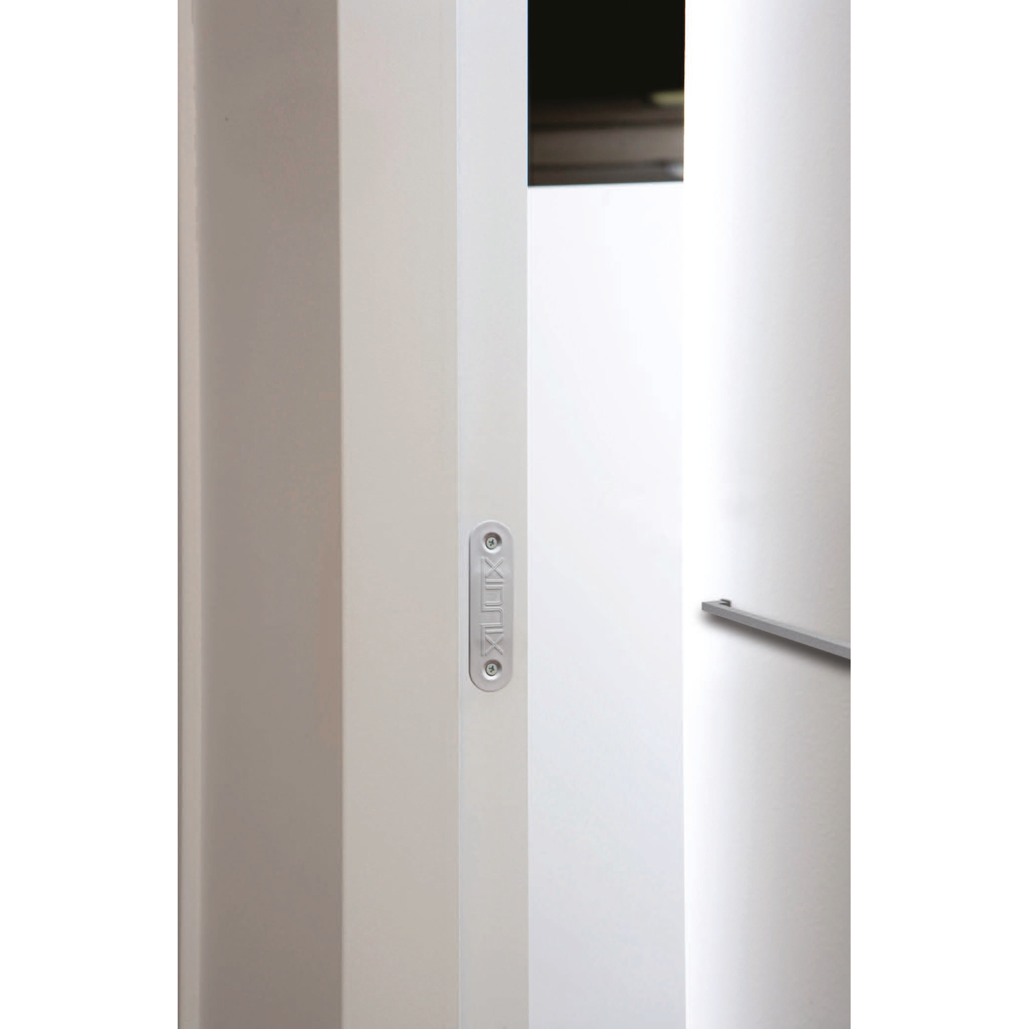 Xinnix nz magnetische sluiting 82x22 grijs