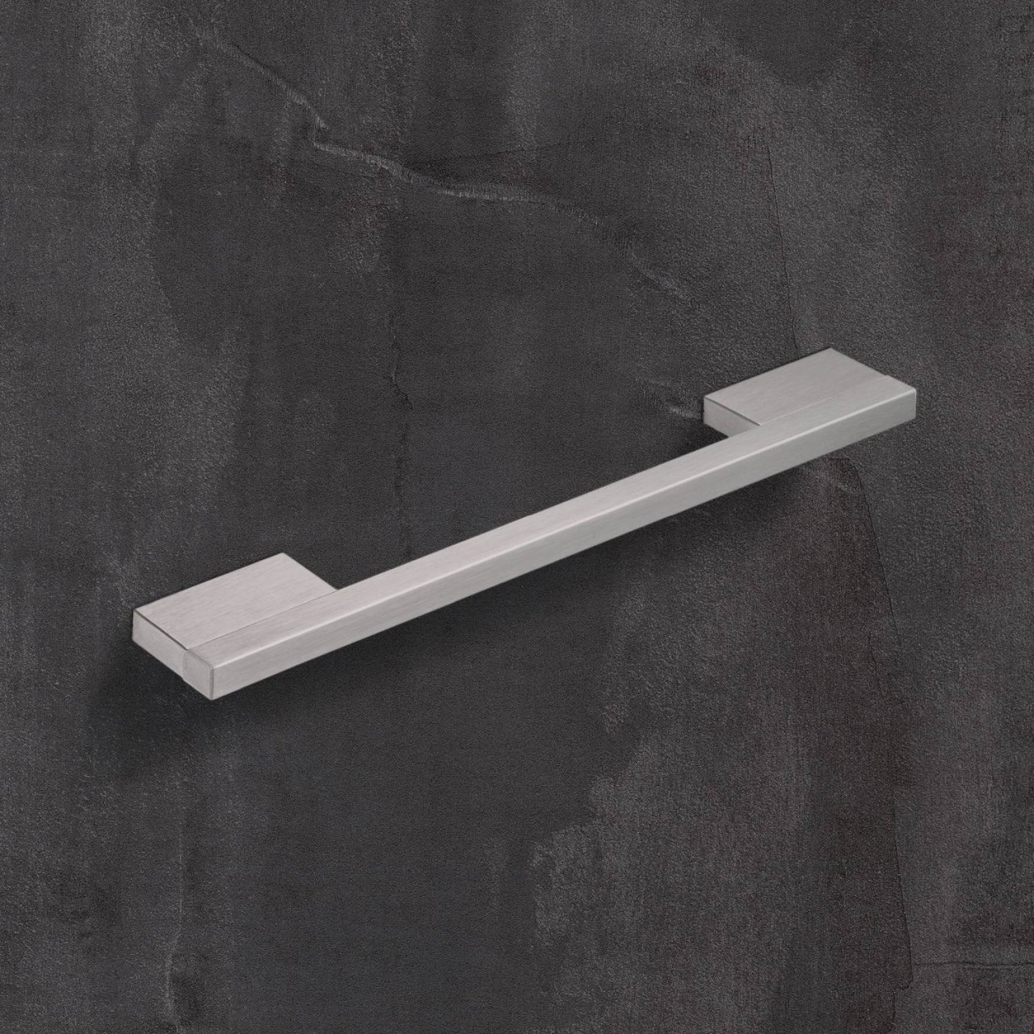 Poignée Imperia, entraxe de perçages 448, L 476 mm, B 9 mm, H 35 mm, aspect inox brossé