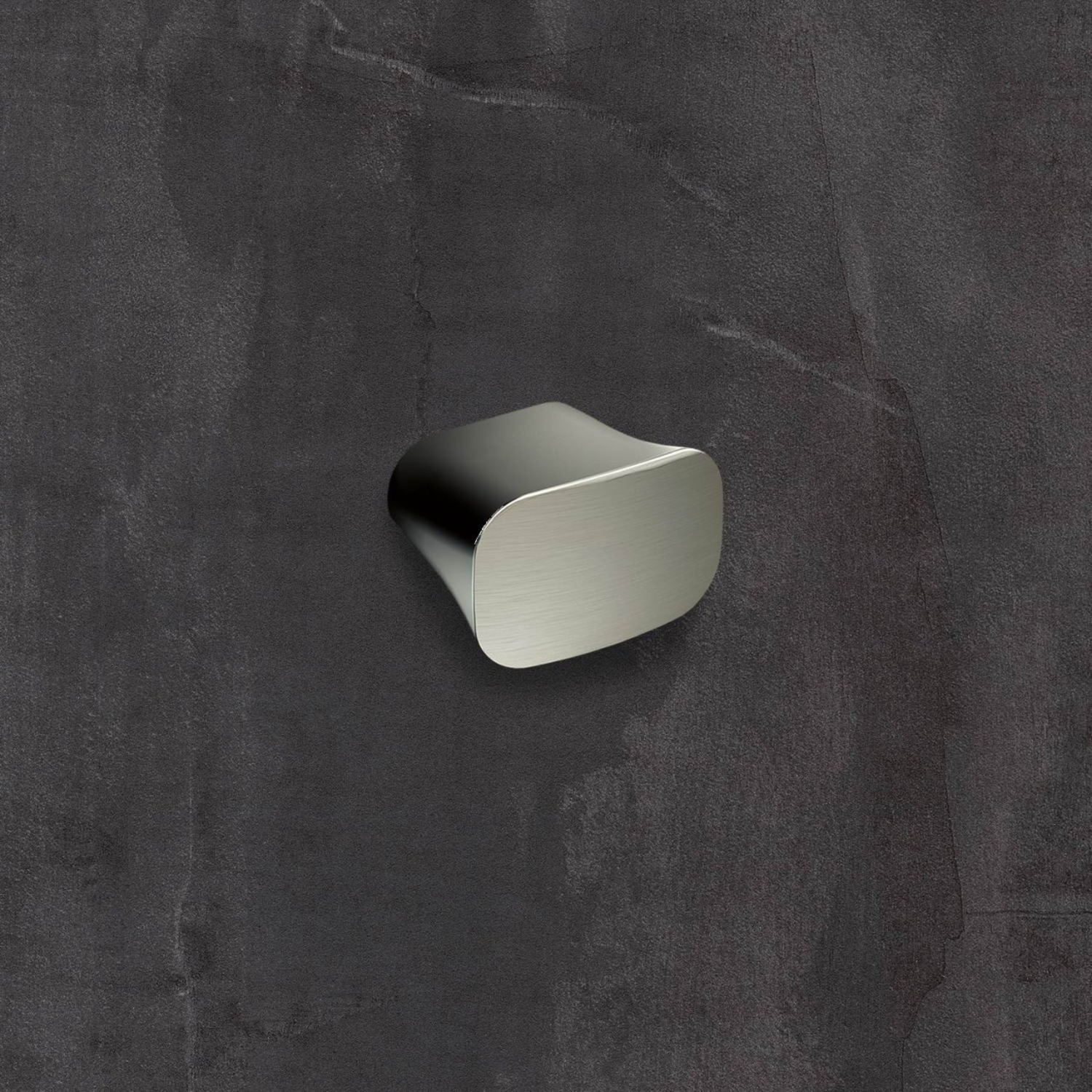 Bouton Itri, entraxe de perçages 16, L 38 mm, B 25 mm, H 30 mm, aspect inox brossé