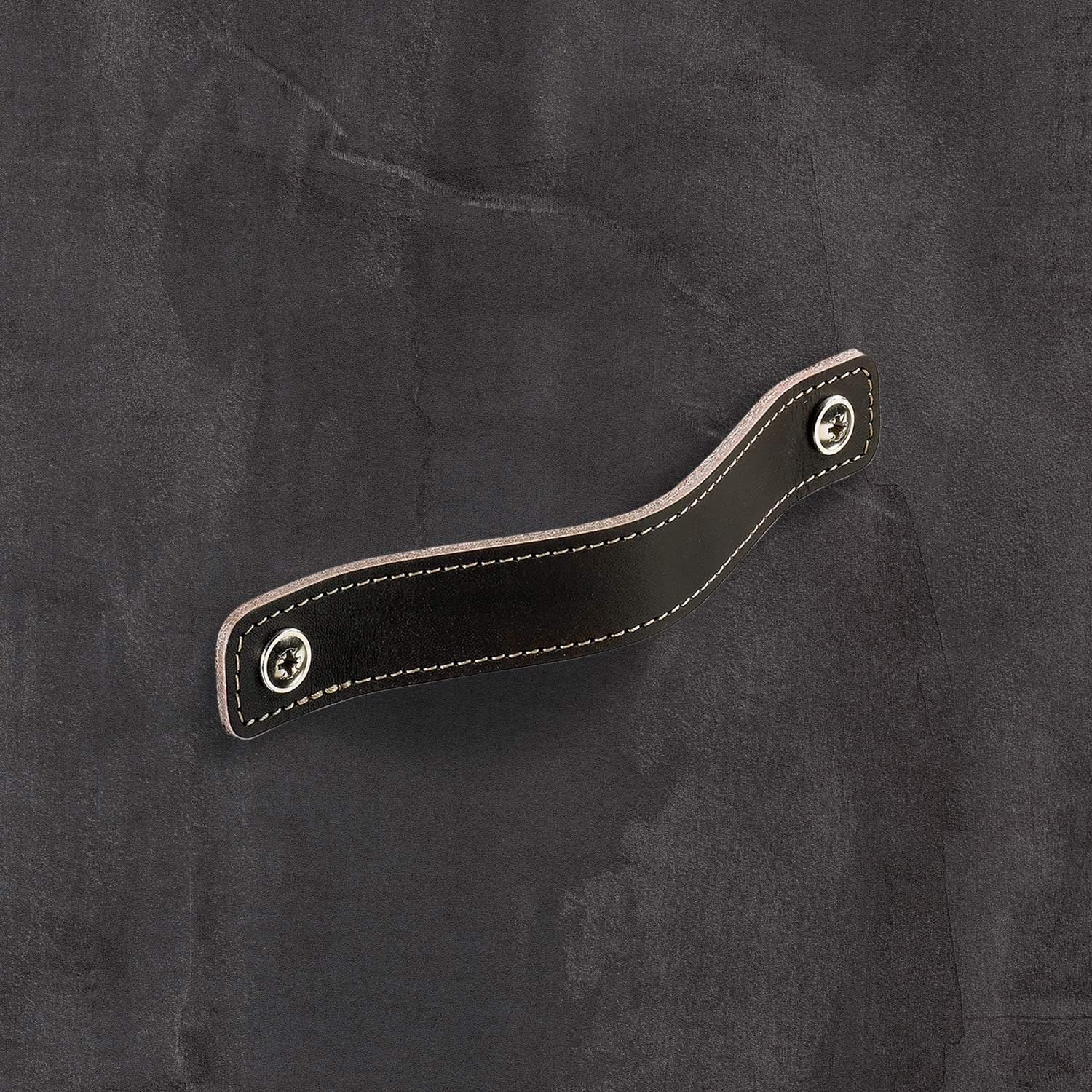 Poignée Nica, entraxe de perçages 96, L 123 mm, B 25 mm, H 3 mm, cuir brun foncé