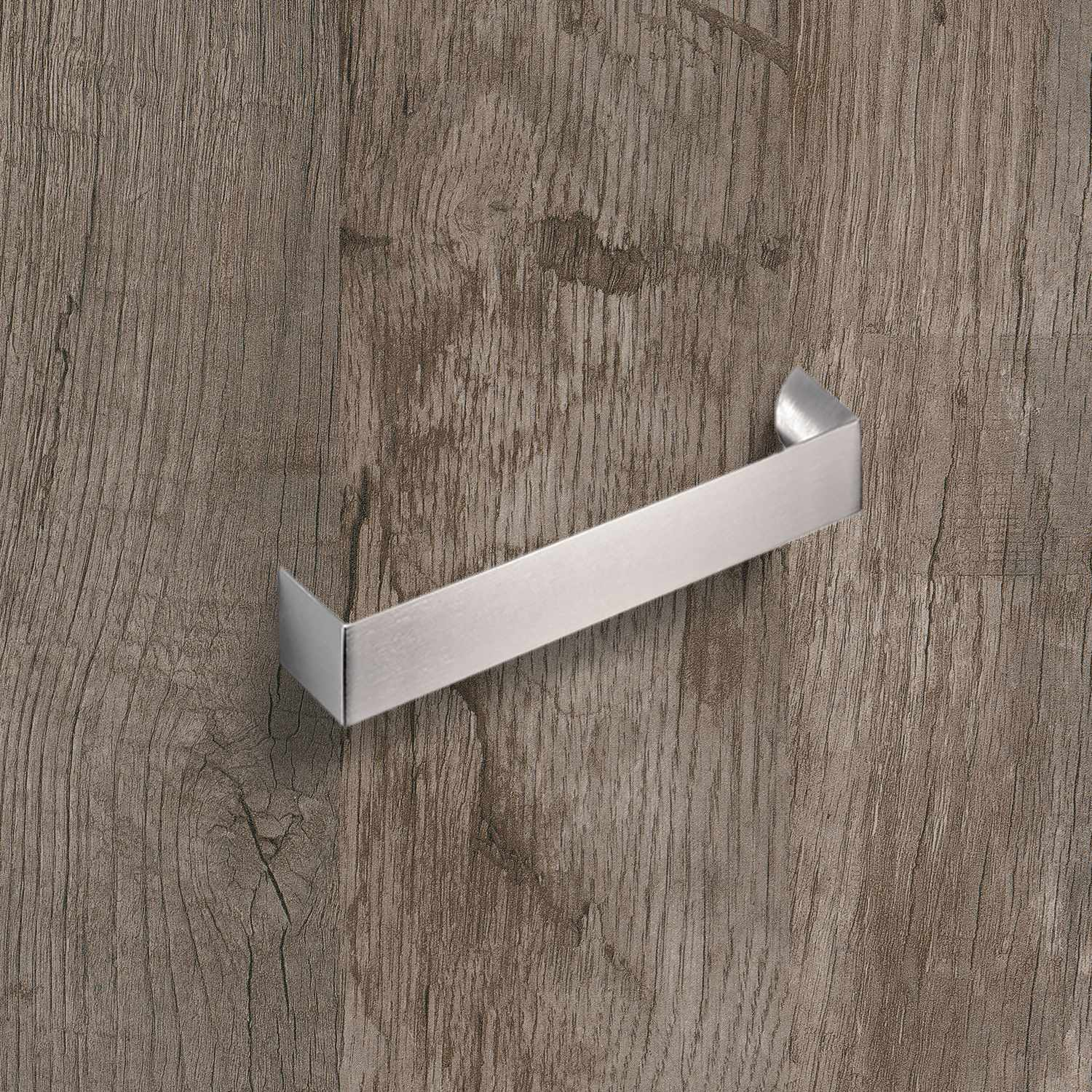 Poignée Nursia, entraxe de perçages 160, L 168 mm, B 24 mm, H 30 mm, aspect inox brossé