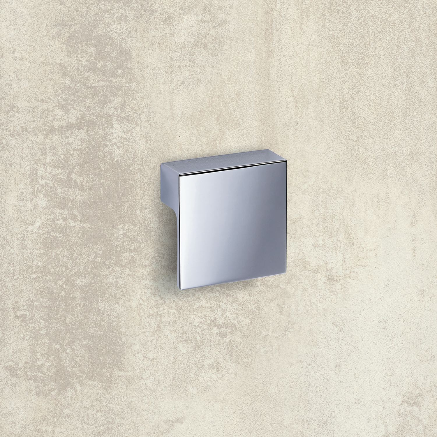 Poignée Venusia, entraxe de perçages 32, L 60 mm, B 60 mm, H 21 mm, chromé brillant