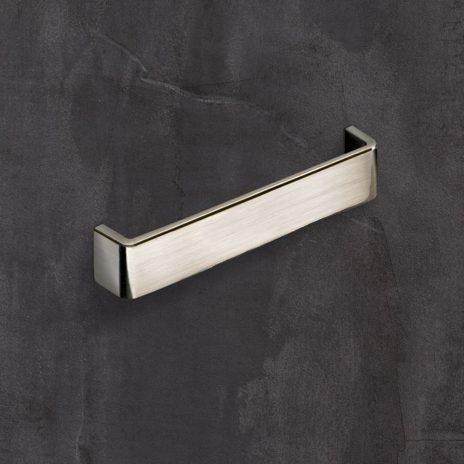 Poignée Lucca, entraxe de perçages 160, L 168 mm, B 28 mm, H 30 mm, aspect inox brossé