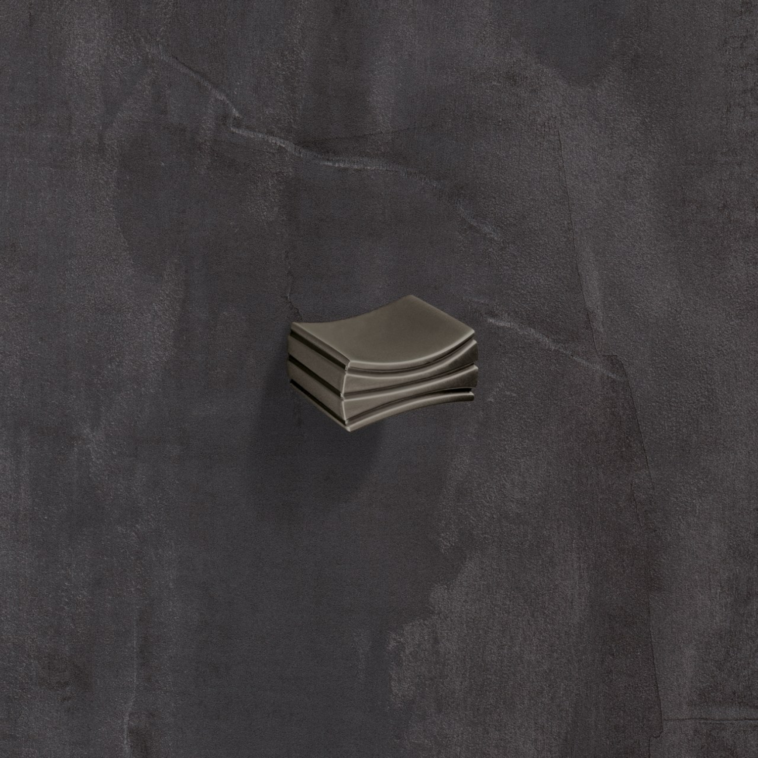 Bouton Ponti, L 26 mm, B 13 mm, H 21 mm, aspect bronze antique