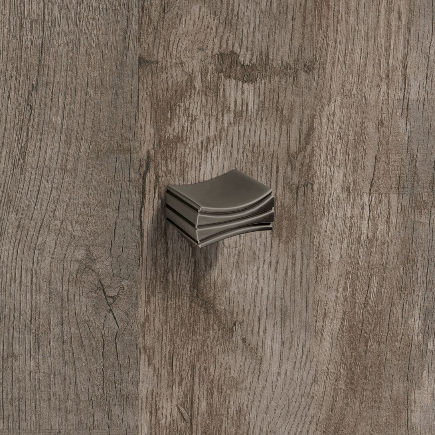 Bouton Ponti, L 26 mm, B 13 mm, H 21 mm, aspect bronze antique