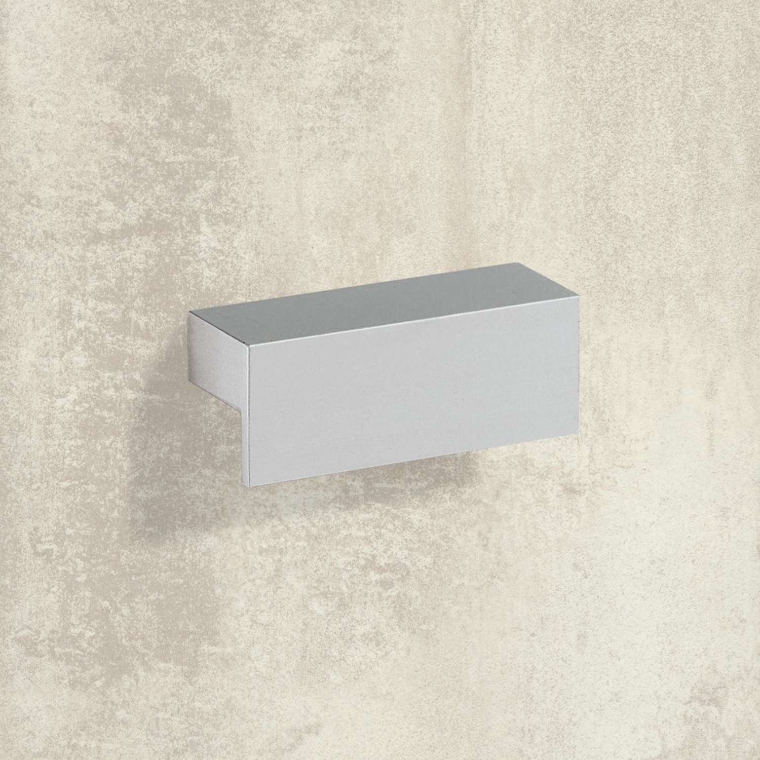 Poignée Trani, entraxe de perçages 128, L 148 mm, B 26 mm, H 16 mm, Aluminium anodisé