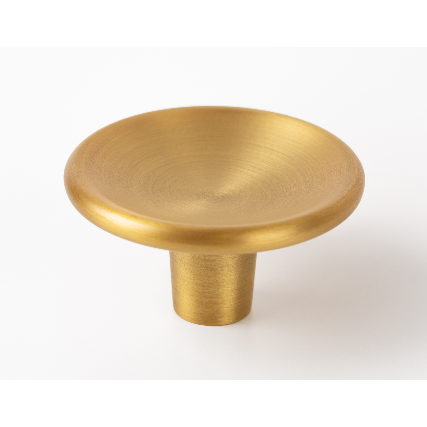 Knop DISC Ø38 zamak geborsteld messing cava