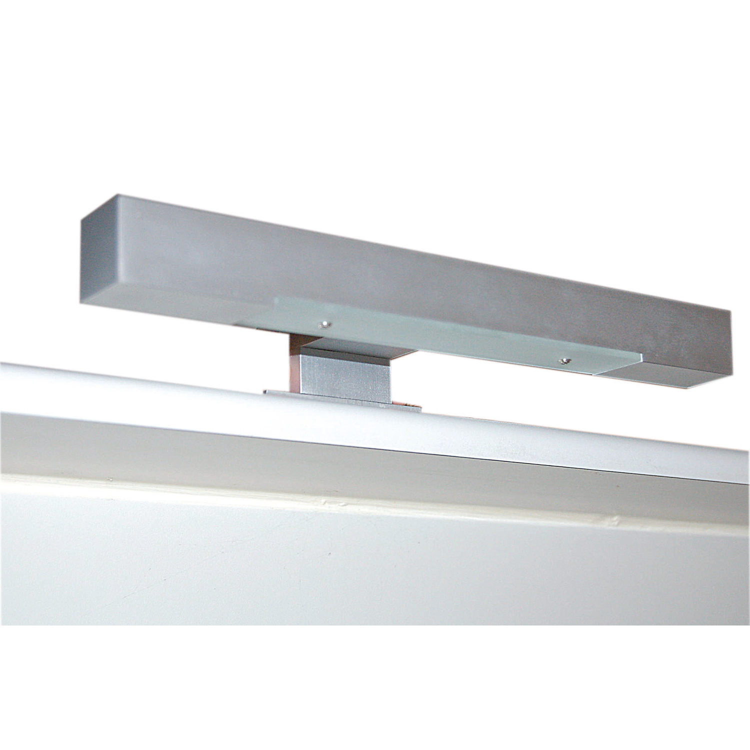 Éclairage salle de bains Karo 230V avec fixation miroir