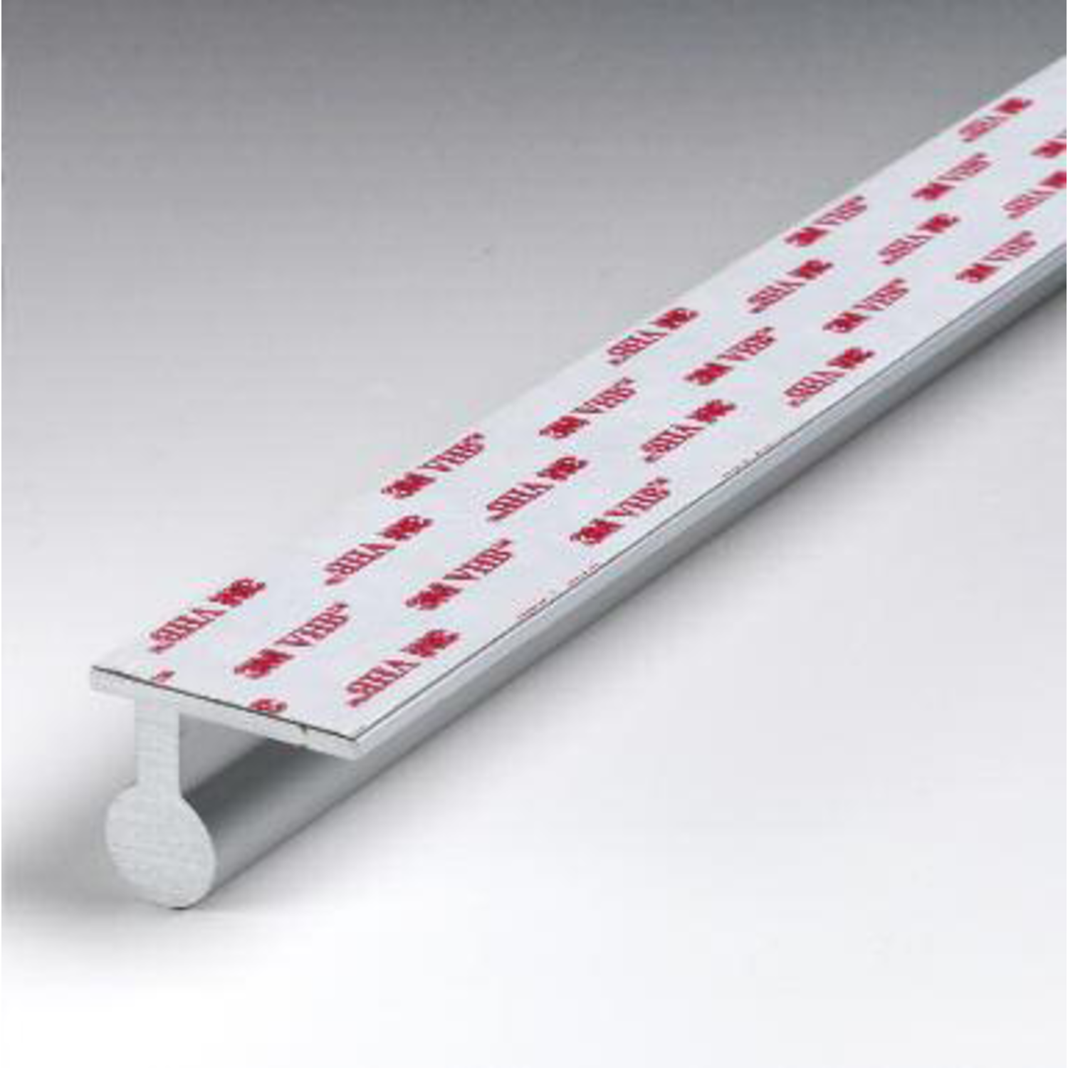 Handgreep met bevestiging VHB, B35 H27.5 L530, mat aluminium