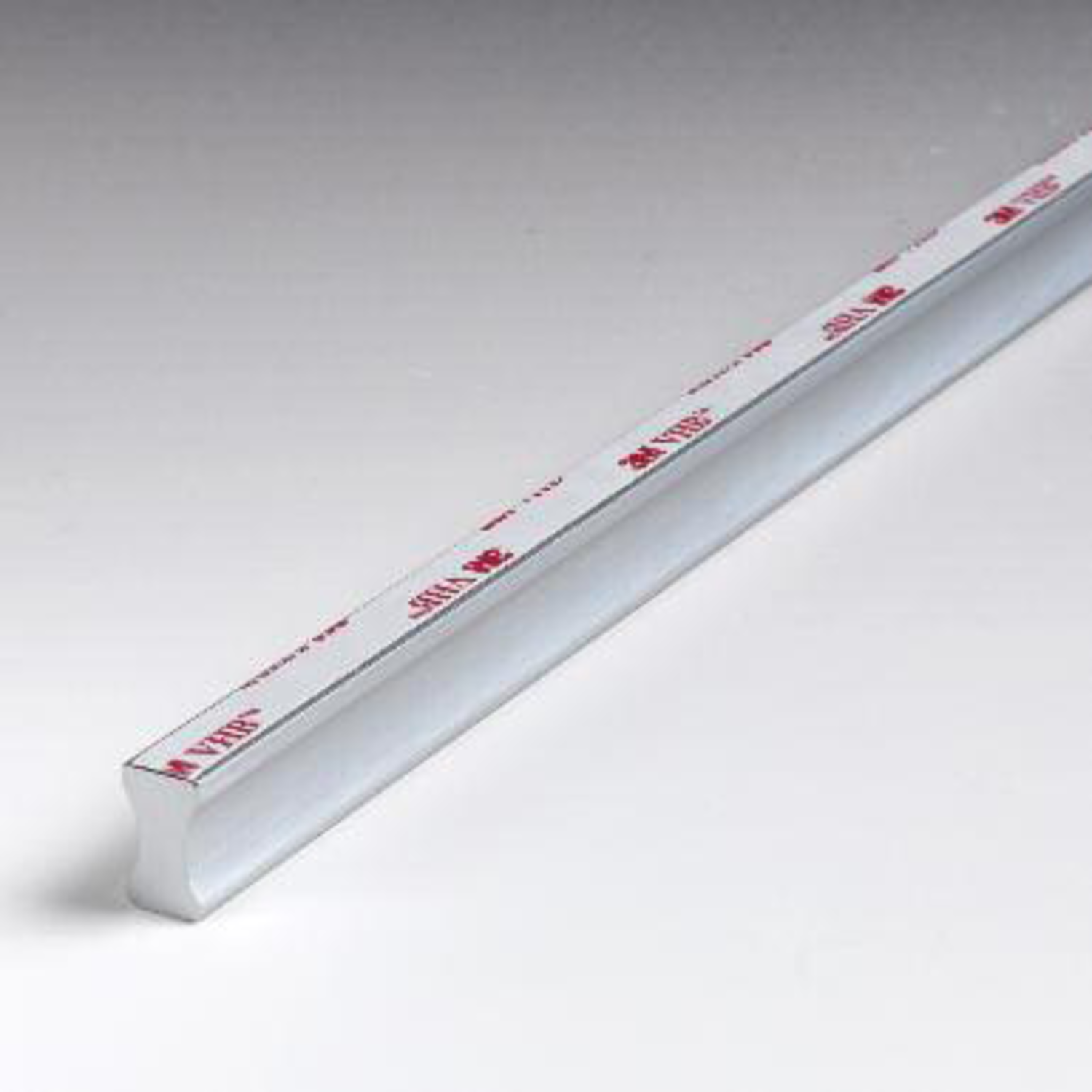 Poignée pour portes coulissantes avec fixation VHB, B8 H17 L410, aluminium mat