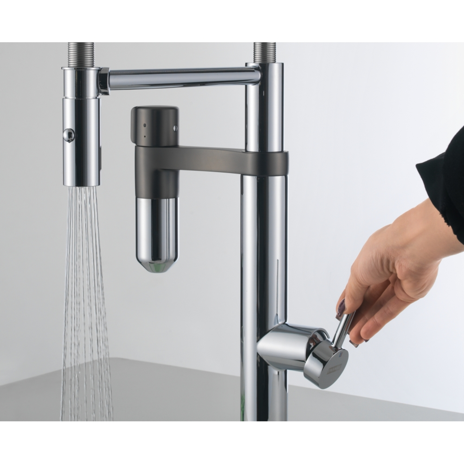 Vital - Système de filtration à bec mobile / 2 jets / Levier sur le côté / Chrome & Gun metal