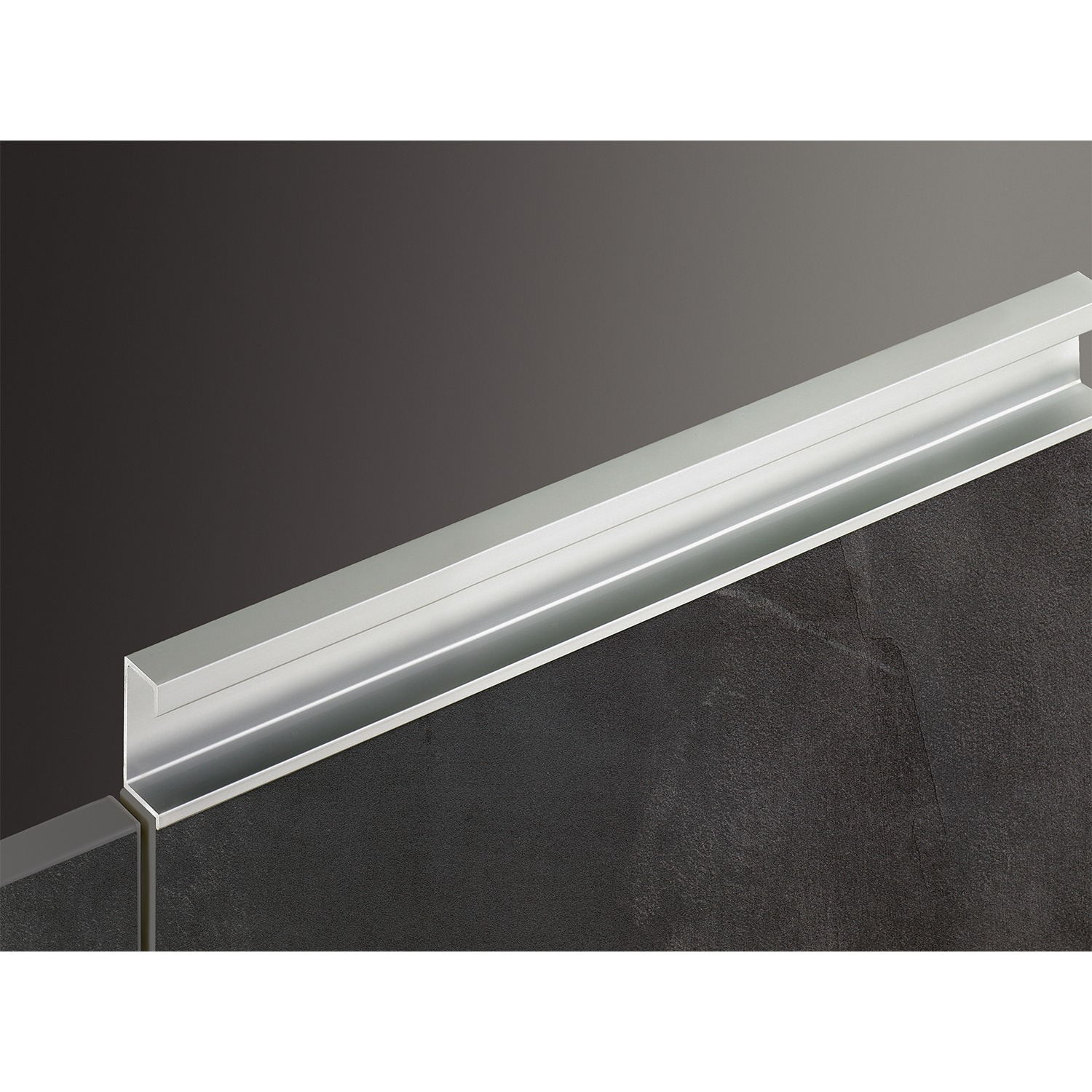 Poignée profil Seveso, L 2400 mm, B 17 mm, H 38 mm, Aluminium anodisé