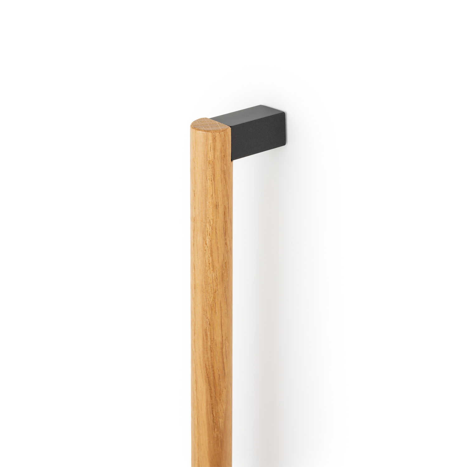 Poignée ETO BA992-496 L1006.6 bois / aluminium noir / chêne