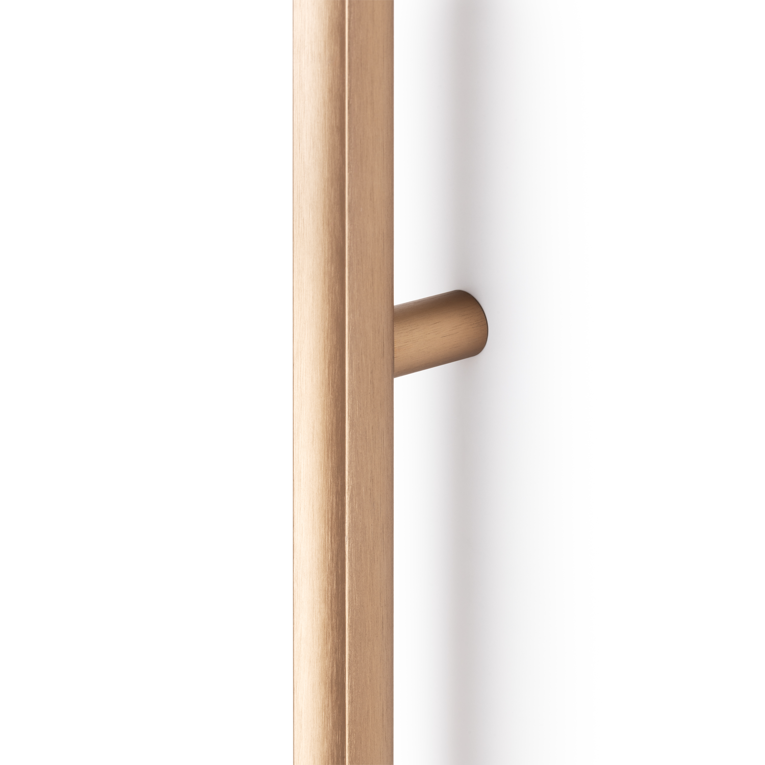 Greep MOON BIG BA1056-528 L1096 aluminium geborsteld messing cava