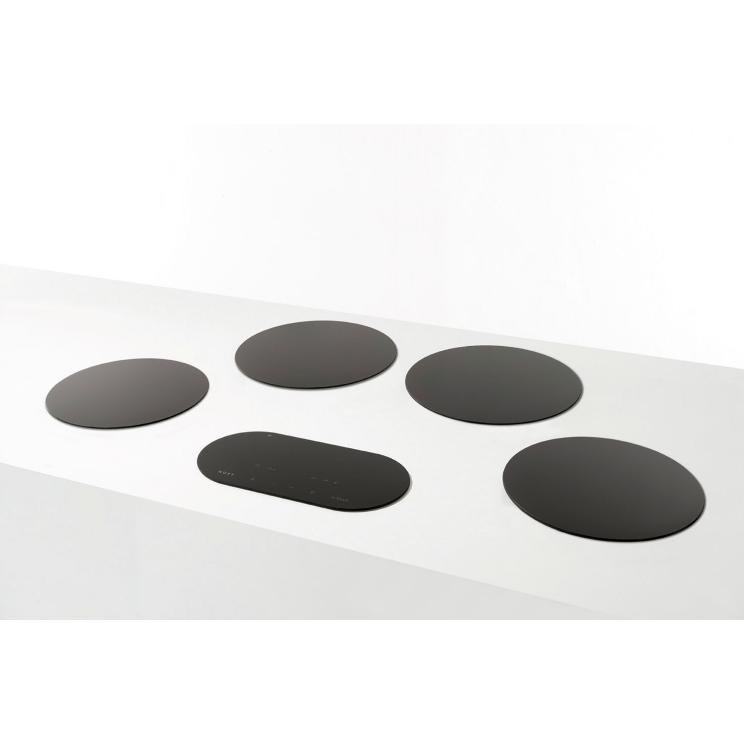 Novy induction Multi zone 4 zones intouch 