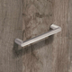 Poignée Chalcis, entraxe de perçages 128, L 147 mm, B 11 mm, H 31 mm, aspect inox brossé