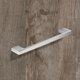 Poignée Belluno, entraxe de perçages 224 / 256 mm, L 267 mm, B 9 mm, H 30 mm, Chromé mat
