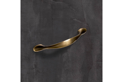 Greep Haida, boorafstand 96, L 126 mm, B 13 mm, H 22 mm, messingkleurig antiek geborsteld