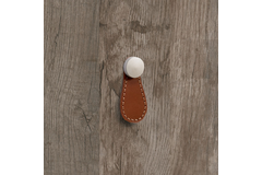 Bouton Galati, L 27 mm, B 3 mm, H 57 mm, cuir brun clair